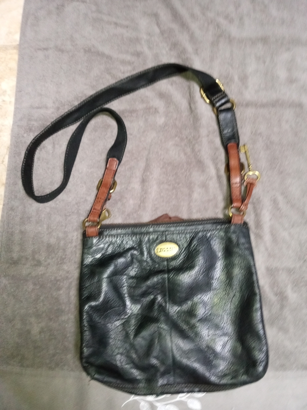 Fossil Black Leather Crossbody Bag with Brown Accents